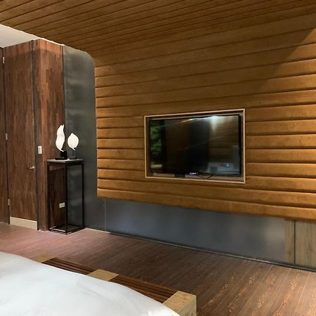 Aquarius Motel 台中市 エクステリア 写真