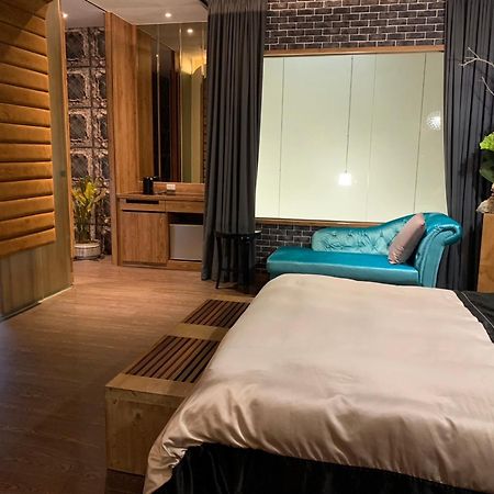 Aquarius Motel 台中市 エクステリア 写真