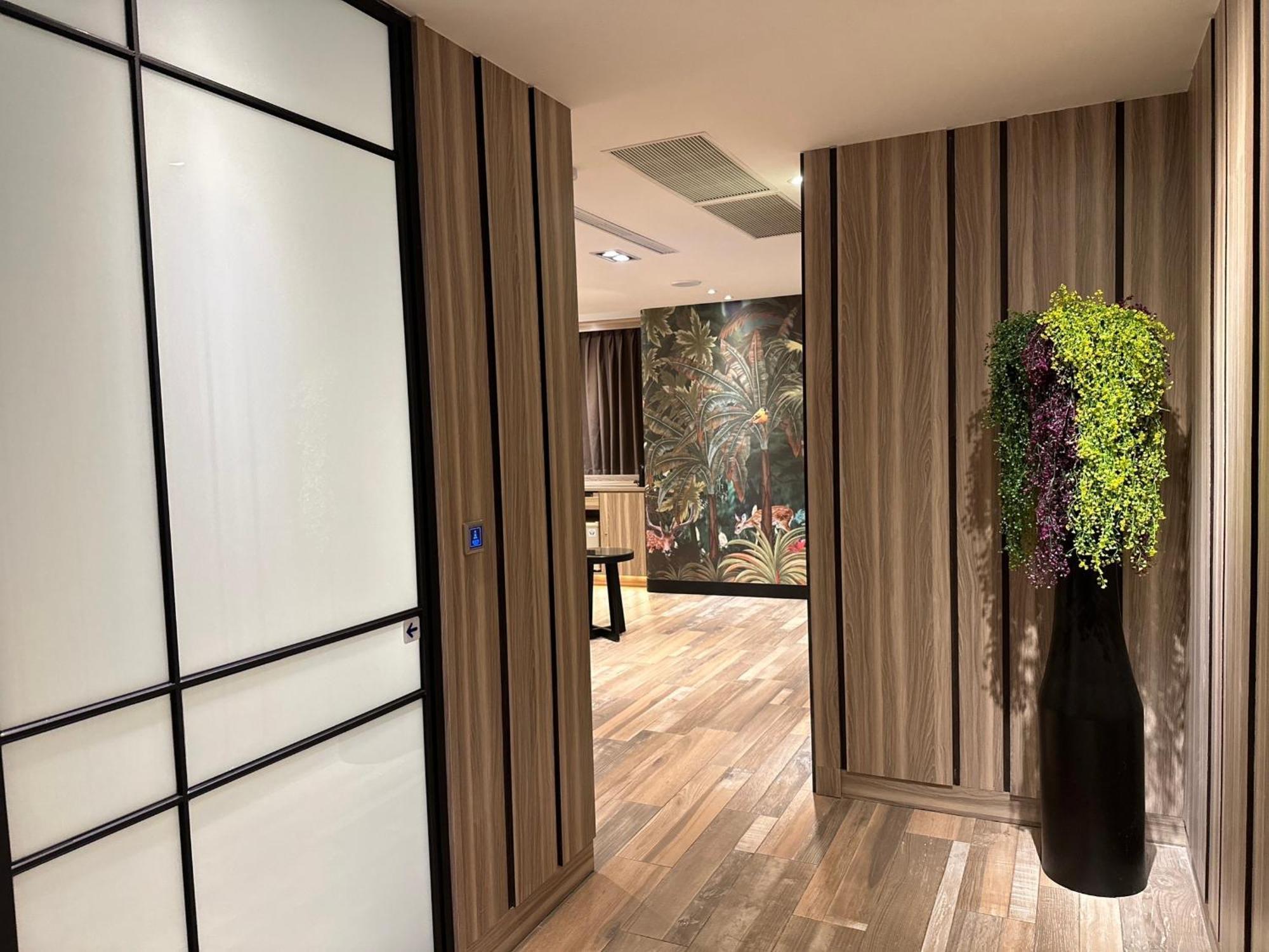 Aquarius Motel 台中市 エクステリア 写真