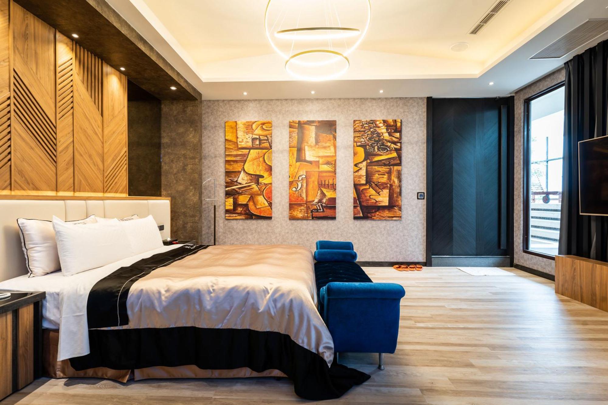 Aquarius Motel 台中市 エクステリア 写真