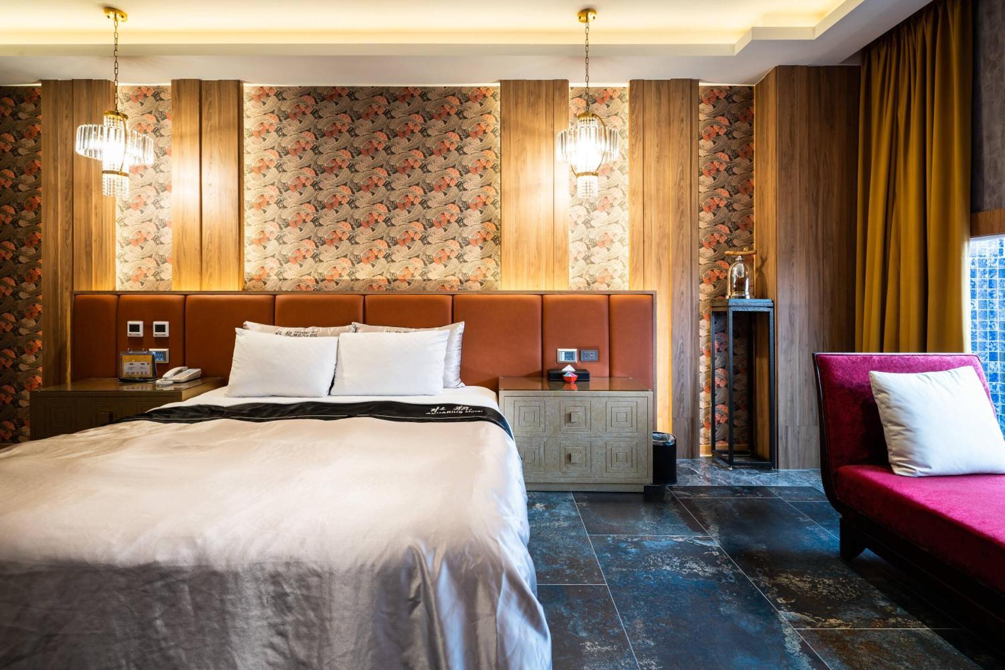 Aquarius Motel 台中市 エクステリア 写真