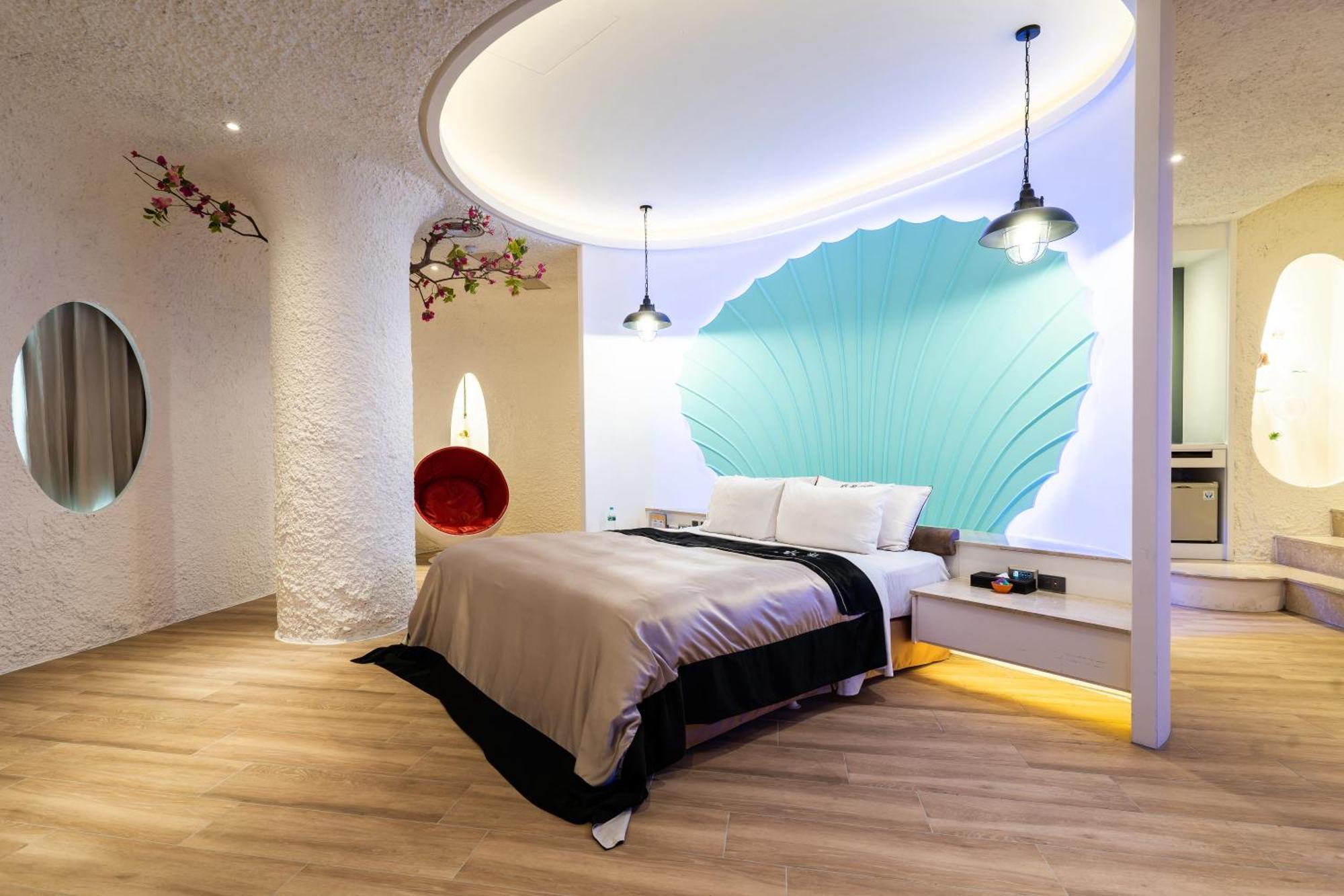 Aquarius Motel 台中市 エクステリア 写真