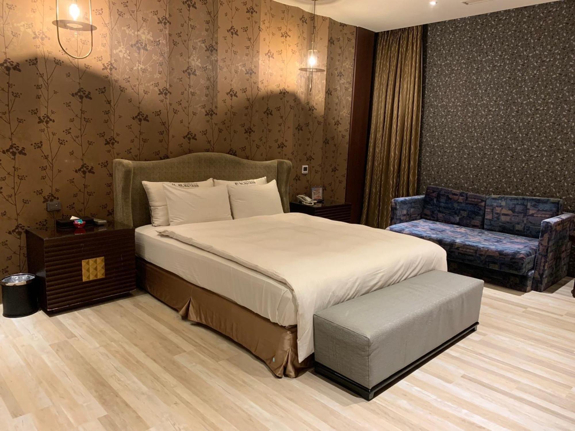 Aquarius Motel 台中市 エクステリア 写真