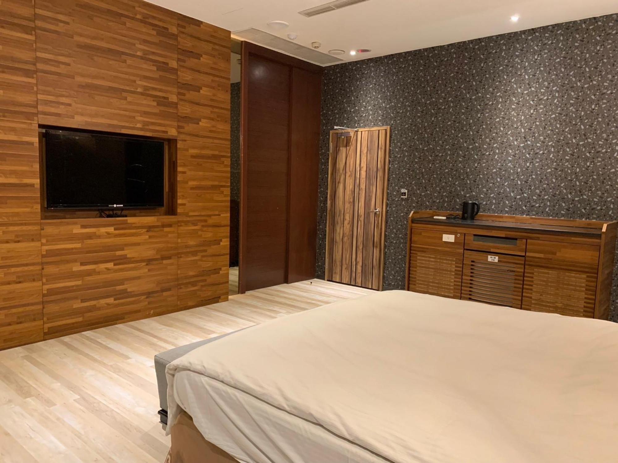 Aquarius Motel 台中市 エクステリア 写真